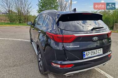 Внедорожник / Кроссовер Kia Sportage 2016 в Черновцах