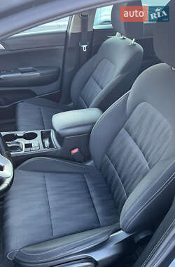 Позашляховик / Кросовер Kia Sportage 2021 в 