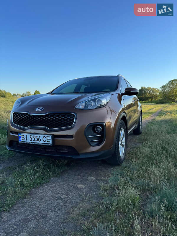 Позашляховик / Кросовер Kia Sportage 2017 в Полтаві
