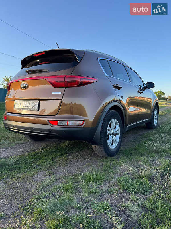 Позашляховик / Кросовер Kia Sportage 2017 в Полтаві