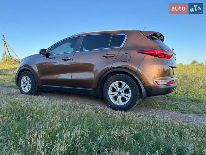 Позашляховик / Кросовер Kia Sportage 2017 в Полтаві