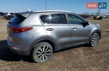 Внедорожник / Кроссовер Kia Sportage 2016 в 