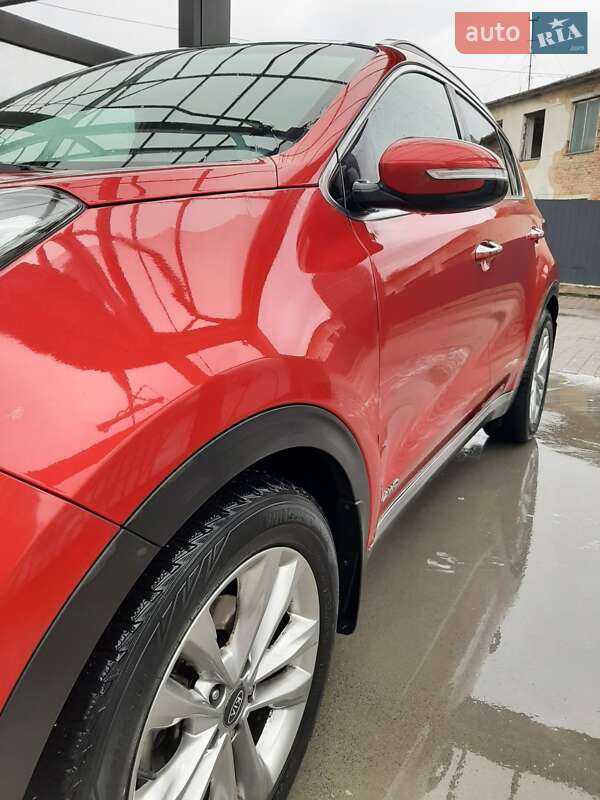 Внедорожник / Кроссовер Kia Sportage 2017 в Ивано-Франковске