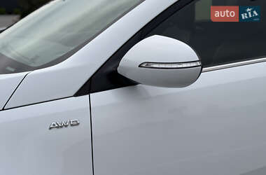 Позашляховик / Кросовер Kia Sportage 2012 в 