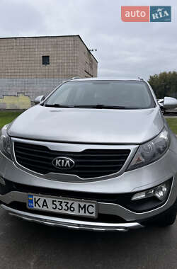 Внедорожник / Кроссовер Kia Sportage 2013 в Киеве