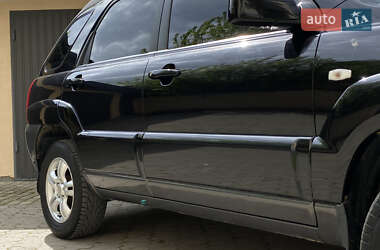 Позашляховик / Кросовер Kia Sportage 2006 в 