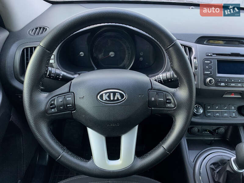 Внедорожник / Кроссовер Kia Sportage 2012 в Одессе