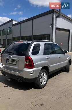 Позашляховик / Кросовер Kia Sportage 2008 в 