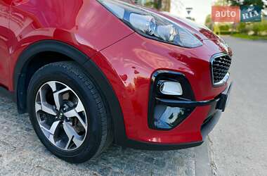 Позашляховик / Кросовер Kia Sportage 2019 в 