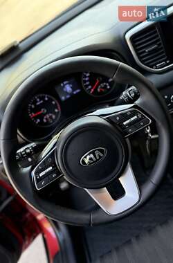 Позашляховик / Кросовер Kia Sportage 2019 в 