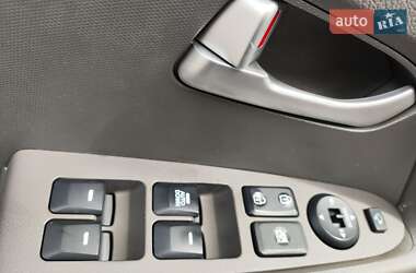 Внедорожник / Кроссовер Kia Sportage 2013 в 