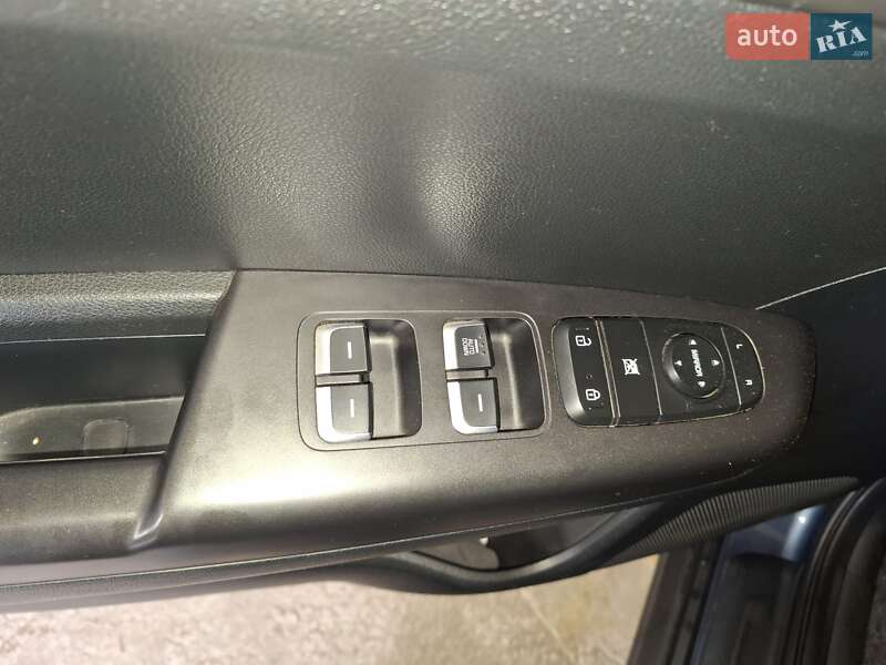 Внедорожник / Кроссовер Kia Sportage 2019 в Полтаве