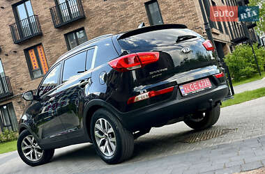 Позашляховик / Кросовер Kia Sportage 2015 в 