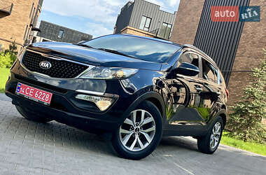 Позашляховик / Кросовер Kia Sportage 2015 в 