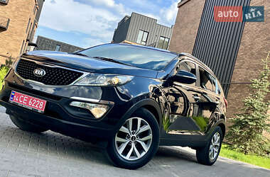 Позашляховик / Кросовер Kia Sportage 2015 в 