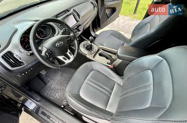 Позашляховик / Кросовер Kia Sportage 2015 в 