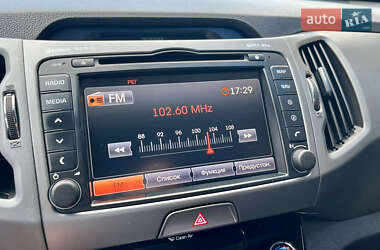 Позашляховик / Кросовер Kia Sportage 2015 в 