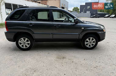 Внедорожник / Кроссовер Kia Sportage 2008 в 
