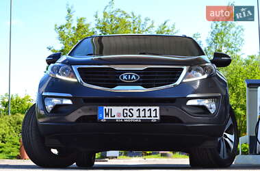 Позашляховик / Кросовер Kia Sportage 2012 в 