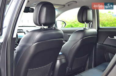 Позашляховик / Кросовер Kia Sportage 2012 в 