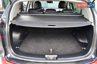 Позашляховик / Кросовер Kia Sportage 2012 в 