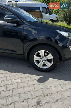 Позашляховик / Кросовер Kia Sportage 2010 в 