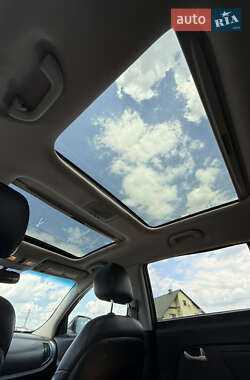 Внедорожник / Кроссовер Kia Sportage 2013 в 