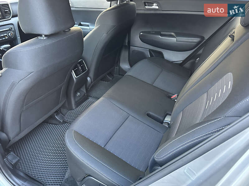 Внедорожник / Кроссовер Kia Sportage 2020 в Черновцах