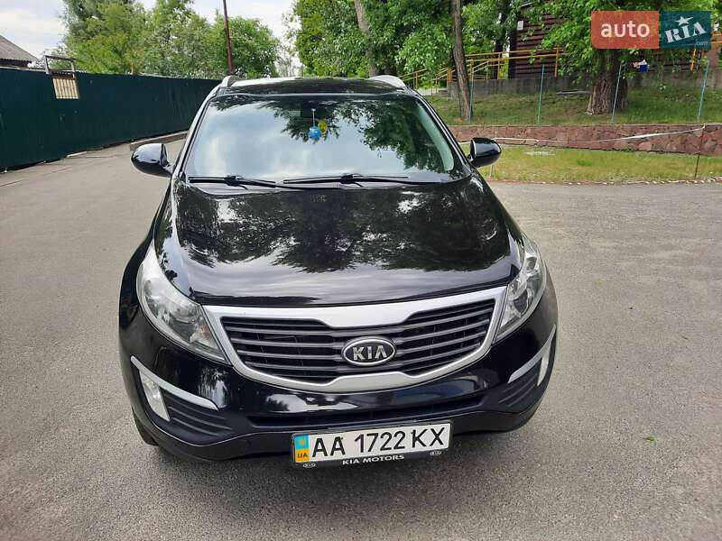 Позашляховик / Кросовер Kia Sportage 2012 в 