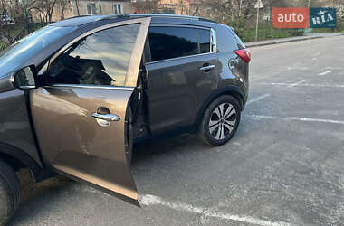 Внедорожник / Кроссовер Kia Sportage 2011 в 