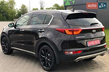 Позашляховик / Кросовер Kia Sportage 2016 в 