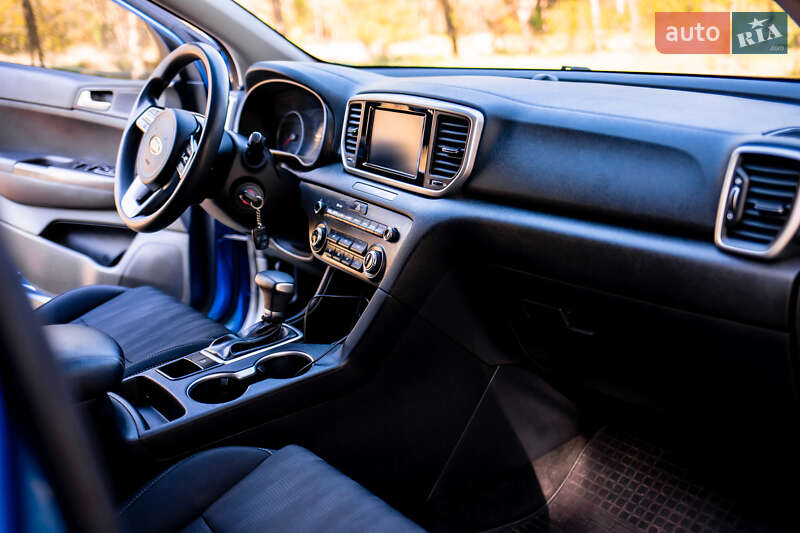 Внедорожник / Кроссовер Kia Sportage 2018 в Днепре