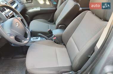 Позашляховик / Кросовер Kia Sportage 2008 в 