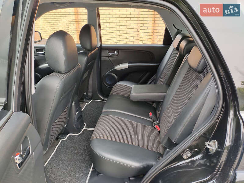 Внедорожник / Кроссовер Kia Sportage 2007 в Красилове