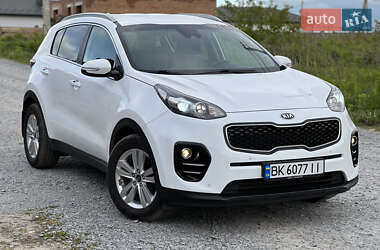 Позашляховик / Кросовер Kia Sportage 2017 в Рівному