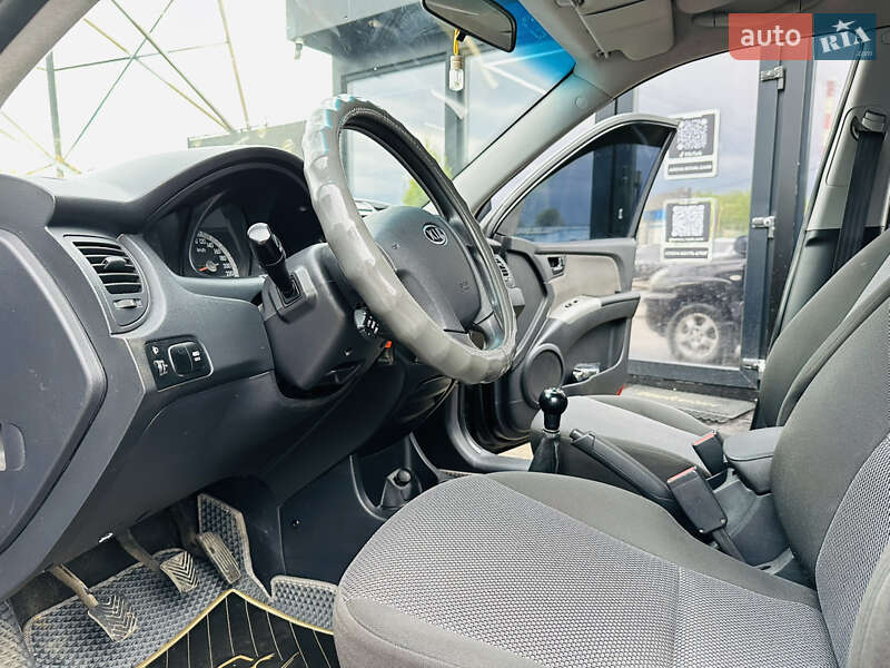 Внедорожник / Кроссовер Kia Sportage 2008 в Харькове