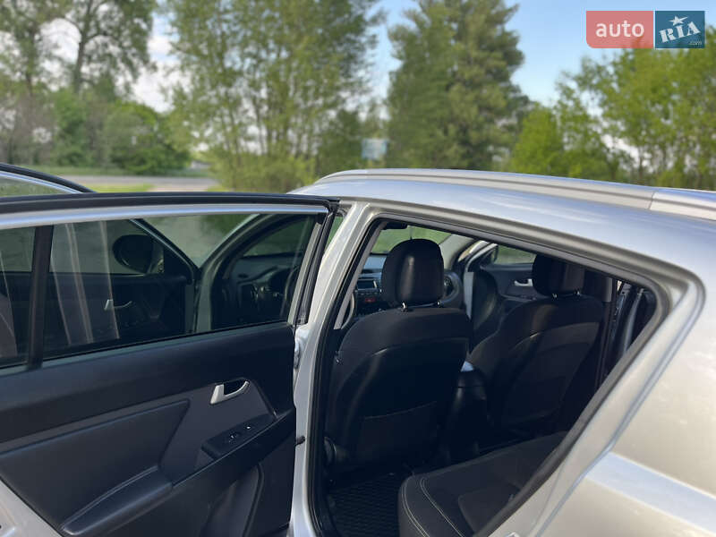 Внедорожник / Кроссовер Kia Sportage 2011 в Золотоноше