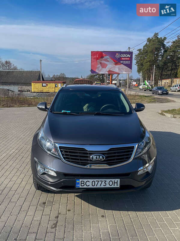 Позашляховик / Кросовер Kia Sportage 2013 в 
