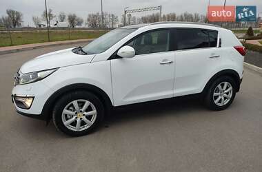 Позашляховик / Кросовер Kia Sportage 2013 в 