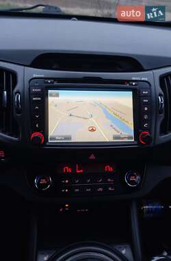Позашляховик / Кросовер Kia Sportage 2013 в 