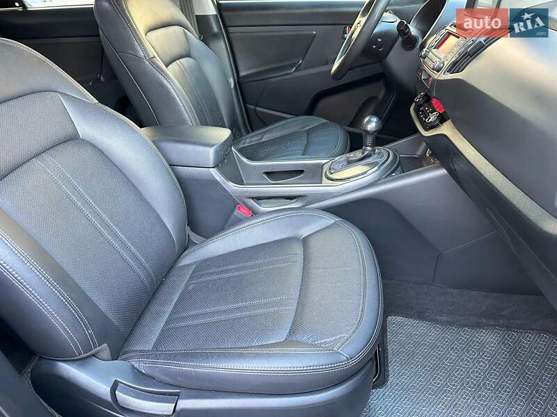 Позашляховик / Кросовер Kia Sportage 2011 в Одесі