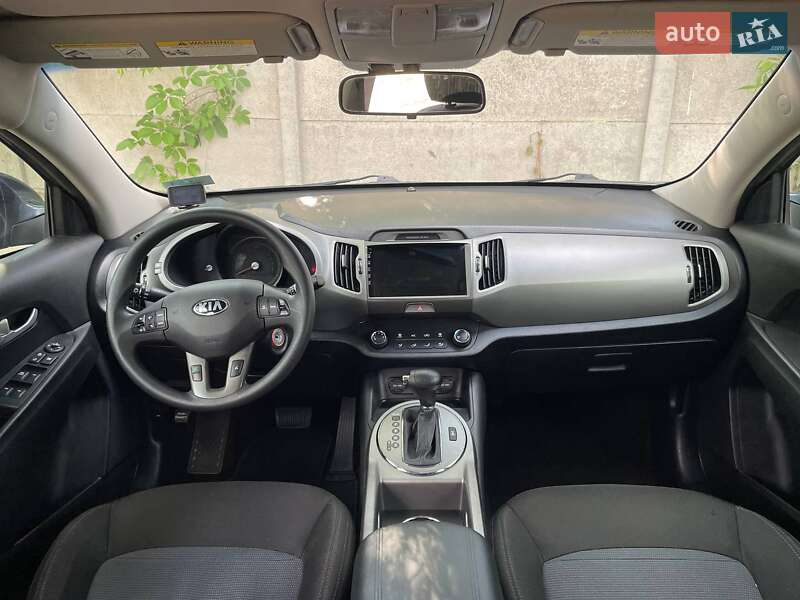 Позашляховик / Кросовер Kia Sportage 2015 в Києві