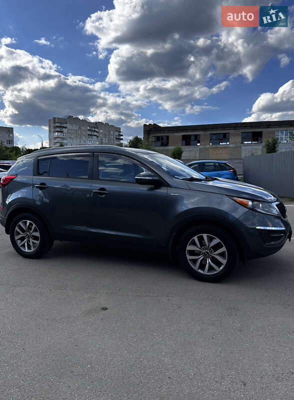 Внедорожник / Кроссовер Kia Sportage 2014 в Каменке