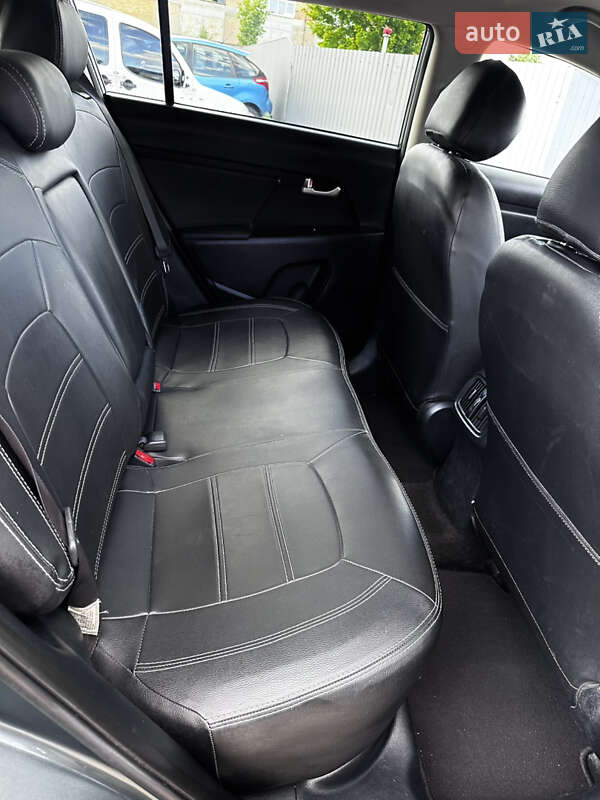 Внедорожник / Кроссовер Kia Sportage 2014 в Каменке