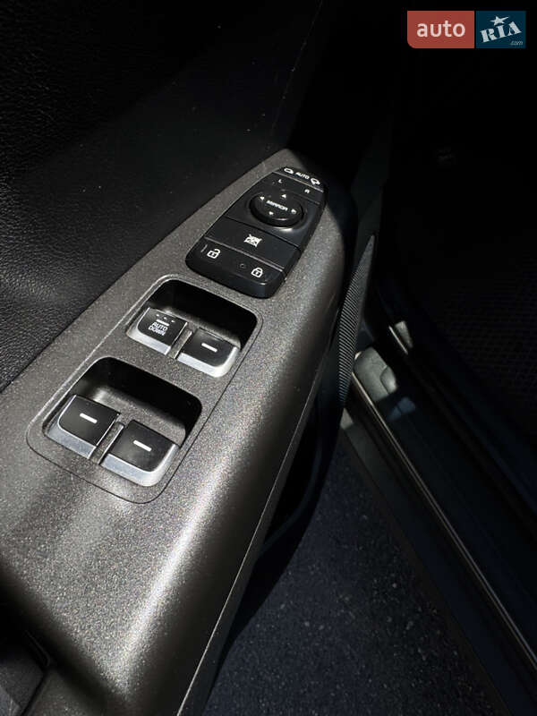 Внедорожник / Кроссовер Kia Sportage 2019 в Кропивницком