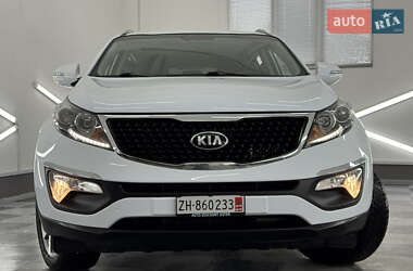 Внедорожник / Кроссовер Kia Sportage 2015 в 