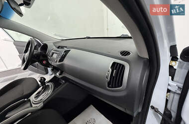 Внедорожник / Кроссовер Kia Sportage 2015 в 