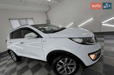 Внедорожник / Кроссовер Kia Sportage 2015 в 