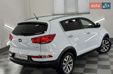 Внедорожник / Кроссовер Kia Sportage 2015 в 