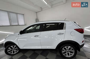 Внедорожник / Кроссовер Kia Sportage 2015 в 